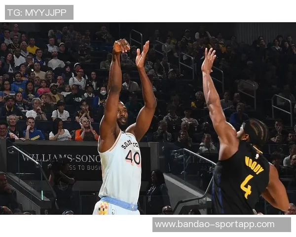 勇士与马刺比赛裁判报告揭示漏判情况对勇士造成不利影响 勇士与马刺比赛裁判报告揭示漏判情况对勇士造成不利影响