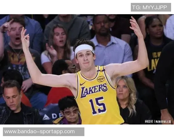 克尼佩尔谈投篮自信与队友协作的重要性感谢他们创造进攻机会