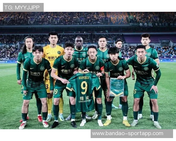 外援约克重返浙江男篮杭州欢迎约老师继续携手奋战新赛季 外援约克重返浙江男篮杭州欢迎约老师继续携手奋战新赛季